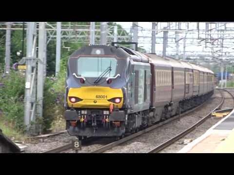68017 + 68001 with the Northen Belle at Bletchley 24/7/16