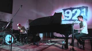 Twenty One Pilots live acoustic at Fuzz 92.1 in Scranton, PA