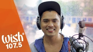 Jex De Castro sings "Sa Piling Ko" LIVE on Wish 107.5 Bus
