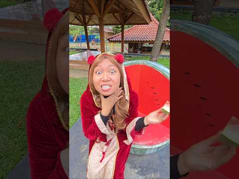 ada bawang merah makan buah semangka#trendingshorts