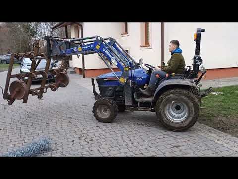 Farmtrac FT26 z kultywatorem ładowacz