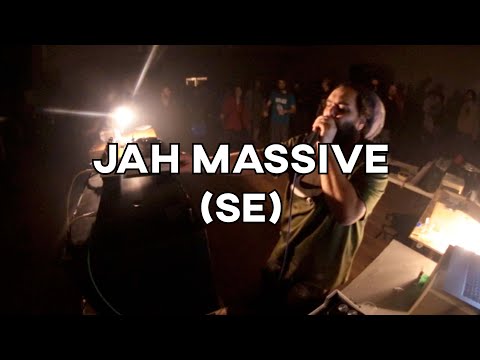 Jah Massive playing Hitman and Fiza ft. Riddim activiston (Rectitude Soundsystem)