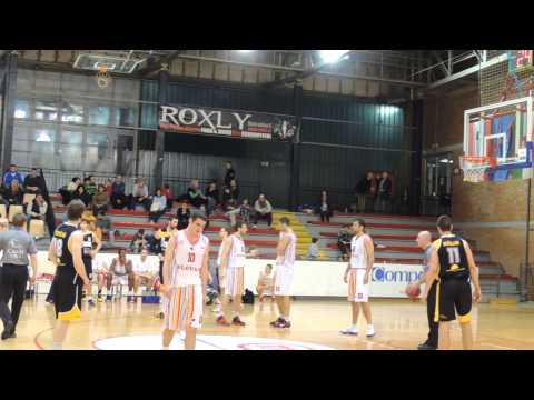 slovenska-kosarka.si: Zadnje minute tekme Slovan - LTH Castings Mercator (6.4.2013)
