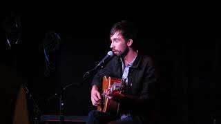 Mo Pitney covers &quot;I Never Go Around Mirrors&quot; at The Local