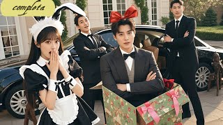 ¡Pobre criada compró un BF online por $9.9, sin saber que es dueño de millonaria estate y la ama!