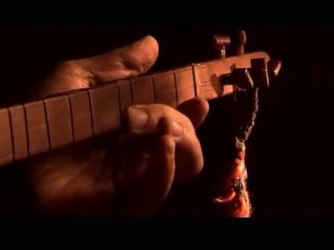 Ulaş Özdemir - Muhabbet Eyledim I Bu Dem © 2008 Kalan Müzik