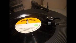 Nairobi Sisters - There's Always Something There To Remind Me - Reggae - 45 rpm