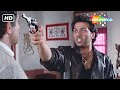इन हाथों से सैकड़ों बार गोलियां चली है