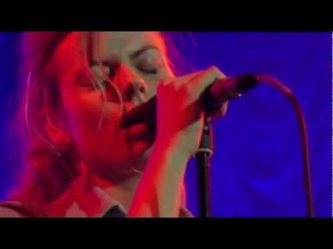 Under Byen - Jeg Er Din Mand - Live 2004