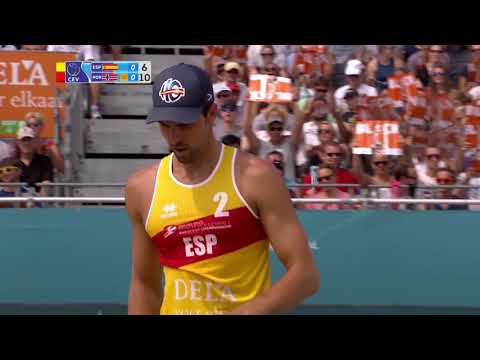 A block by Mol (NOR) knocks off Gavira's (ESP) glasses! | #EuroBeachVolley 2018
