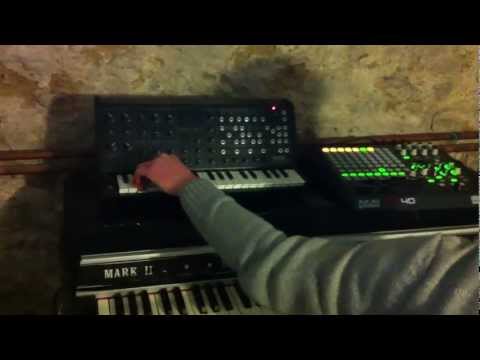 Joss Moog & Around7 working in the studio