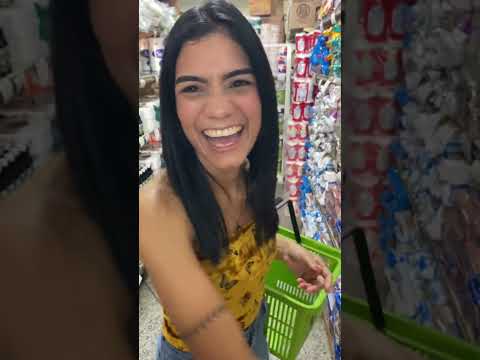 Mi novia tukki haciendo mercado