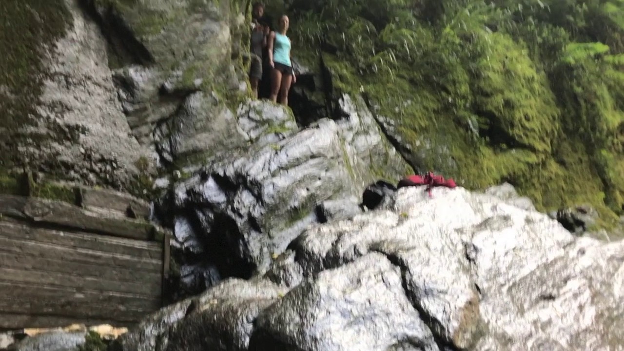 A scenic walk through the rainforest towards Tartare Tunnel