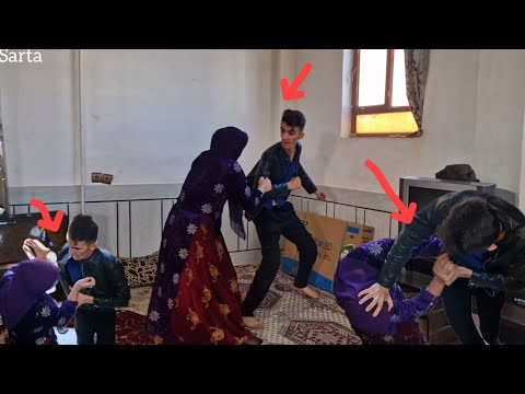 Hussein Asheq and bringing things for a single mother