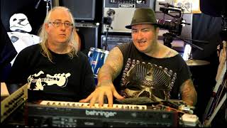 Video thumbnail for Boss Dr Synth DS-330 by Take the Fear out the Gear