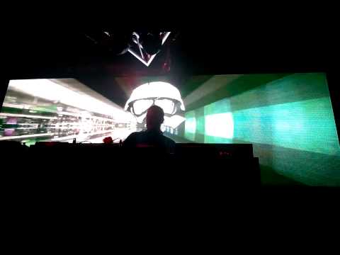 John Askew @ Somewhere Loud - Stoneface & Terminal - Earth To Brain