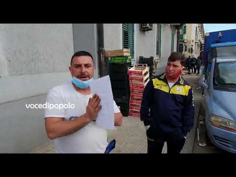 Messina ambulanti multati e merce sequestrata