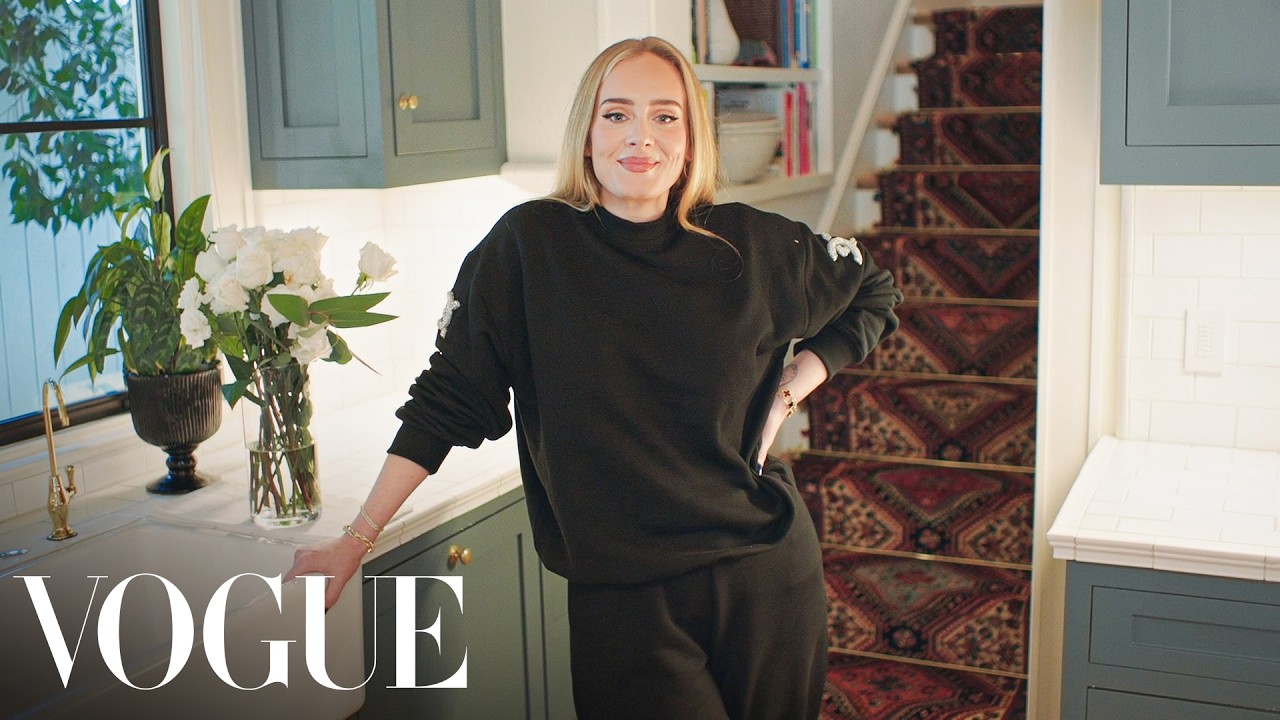 73* Questions With Adele | Vogue - YouTube