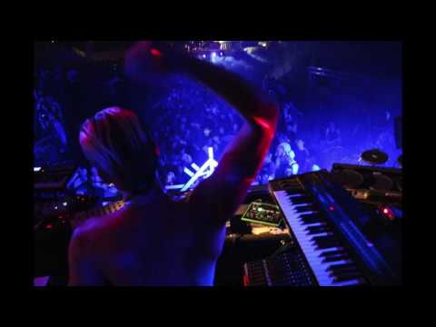 Hantrax 303 PLACES Live at Copacabana festival