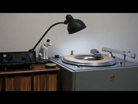 Mutiny In The Parlor / Mezz Mezzrow and his Swing Band