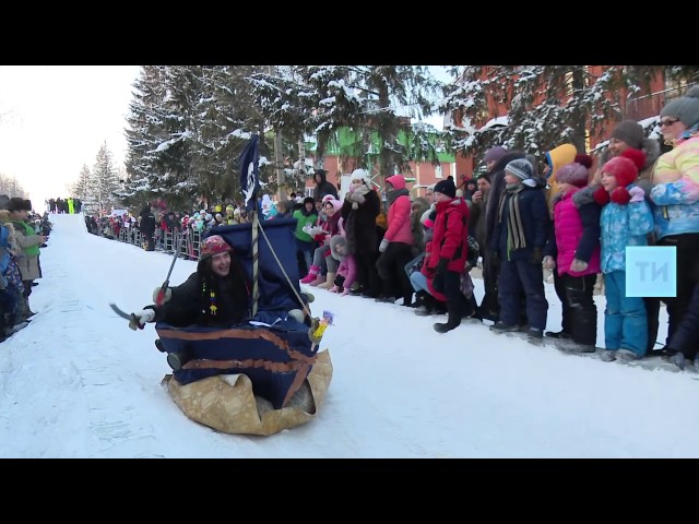 В Мамадыше прошел первый в России фестиваль креативных санок