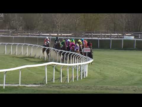 Koně a sport - Gomba handicap a Velká dubnová cena 6. 4. 2025 - Chuchle Arena Praha