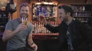 Luke Bryan and Dierks Bentley Can&#39;t Keep a Straight Face in these ACM Bloopers
