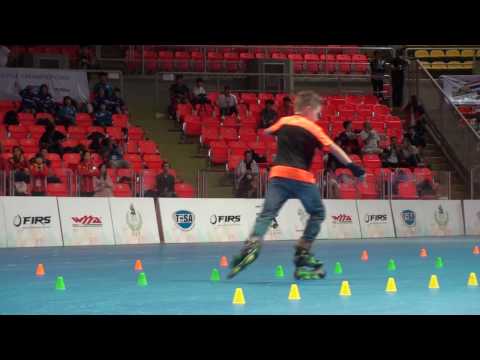 2016 WIFC Classic Slalom Junior Men 7th Place Velikanov Gleb（RUS)