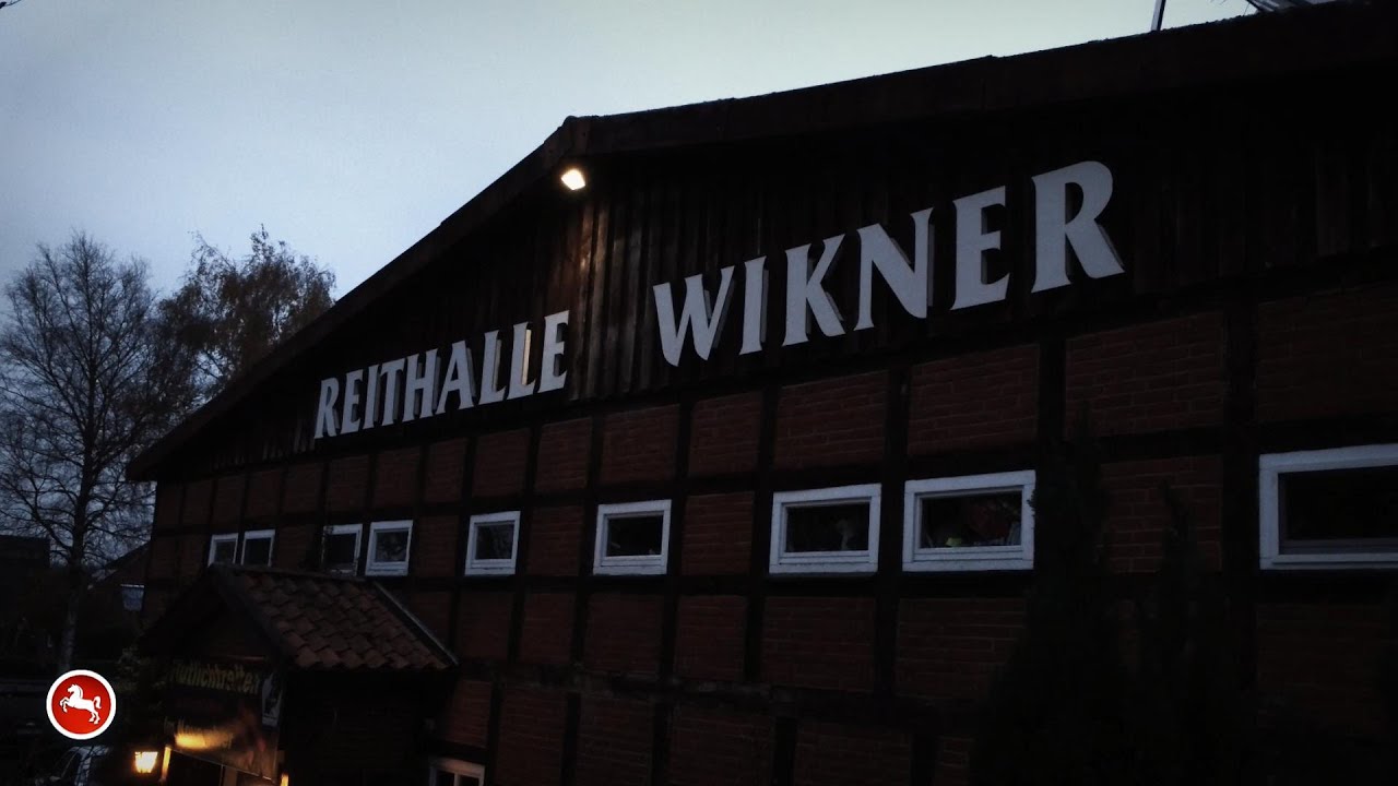 37. Flutlichtreiten auf Wikners Hof in Bruchhausen-Vilsen