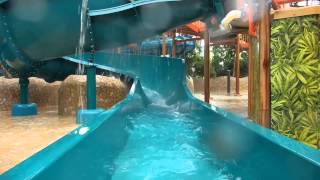 preview picture of video 'Center Parcs Les Trois Forêts - Water Play House - offene Rutsche Onride'