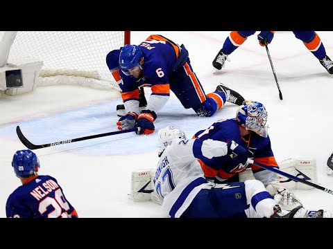 Pulock makes goal-line block to deny Lightning at buzzer