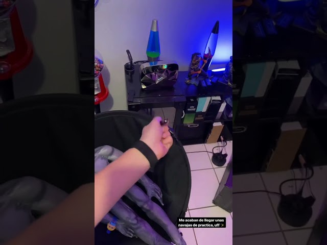 Vídeo relacionado con DEEDPF Navaja de mariposa de entrenamiento plateada de acero inoxidable 100%, hoja roma segura, para un uso conveniente.