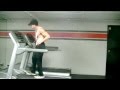 Шикарный танец на беговой дорожке 
