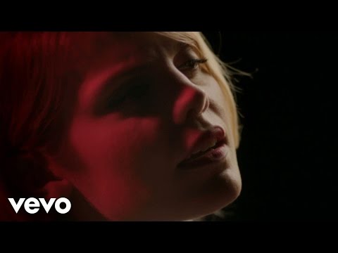 Les souliers rouges - Viens danser