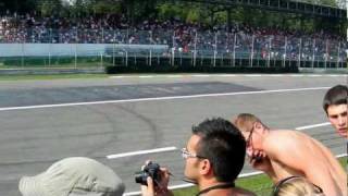 preview picture of video 'Monza GP F1 2011 great sound - schieramento in griglia - deployment on the grid - LIVE'