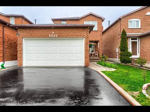 3223 Pilcom Crescent, Mississauga Home for Sale - Real Estate Properties for Sale