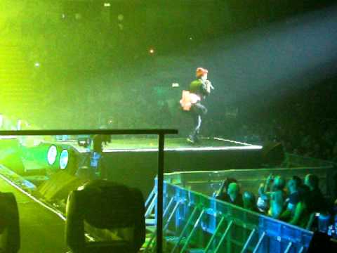 Cher Lloyd- Girlfriend- X Factor Live Tour 2011- Nottingham Capital FM Arena- 22/3/11