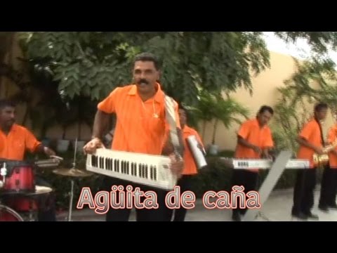Grupo Bandoleros - Agüita de Caña (Videoclip Oficial)