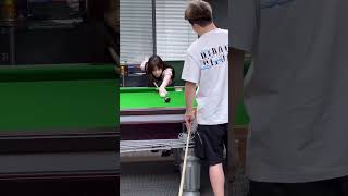 学会了扣1_台球 _美女