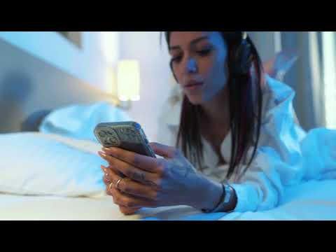 RED LA LEYENDA ft. LA NENA SAMURAI - MISMO HOTEL (Video Oficial)