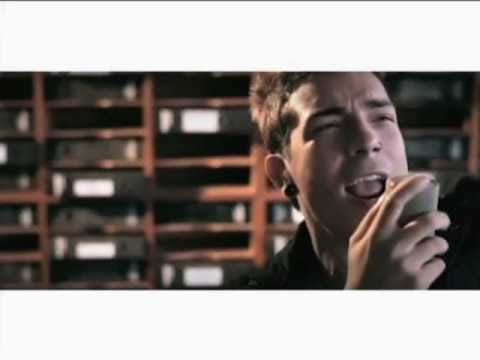 NXZERO feat. Emicida e Yo Yo - Só Rezo 0.2