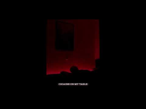 Elvis Drew - Ignore My Face [Official Lyric Video]