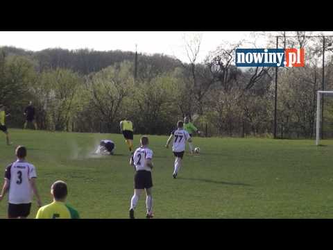 B klasa: LKS Brzezie - LKS Lyski [19.04.2015]
