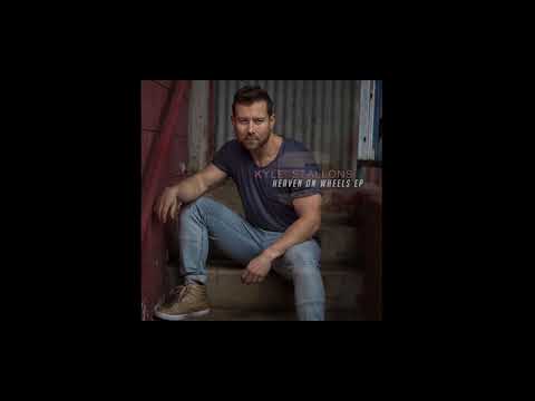 Kyle Stallons  - Turn Me On