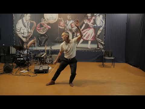 Bluesila 2022 - Konrad - Al Minns entering the party