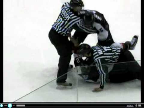 Wes Vannieuwenhuizen vs Daniel Gibb Jan 7, 2011