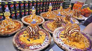 Wow! We put a whole hamburger on top of the pizza. Crazy Pizza Restaurant / Korean Street Food
