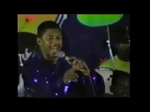 Cro-Cro -- Aloes Melody Live