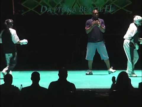 Felicial Marcial vs Nicole Pelland Women Sparring 2011 Gator Nationals Karate Tournament