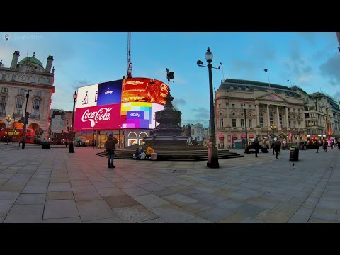 4K London Walk - Eerily Empty London Westend - Friday evening  20/03/20